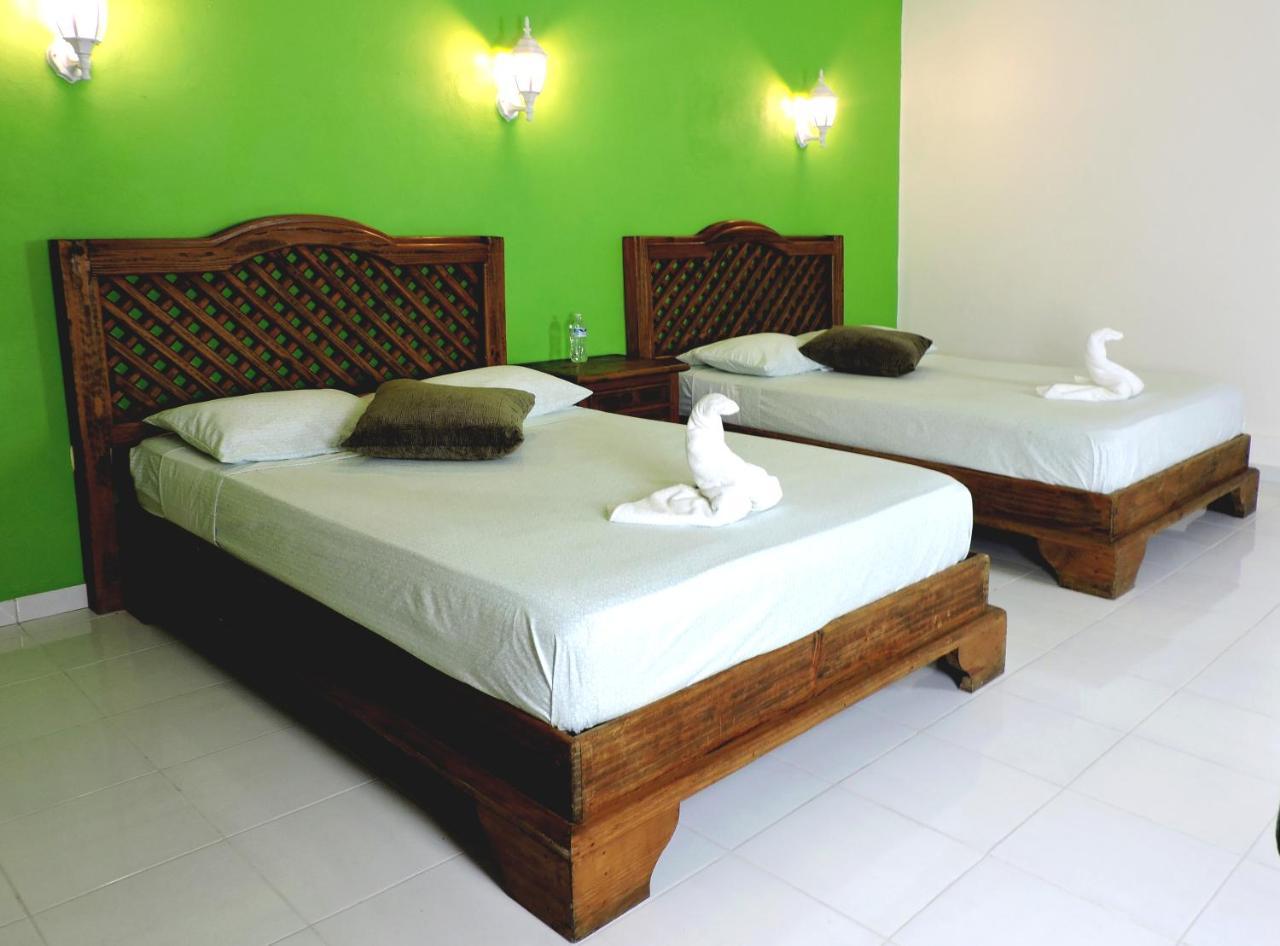 Hotel Valladolid Valladolid  Ngoại thất bức ảnh