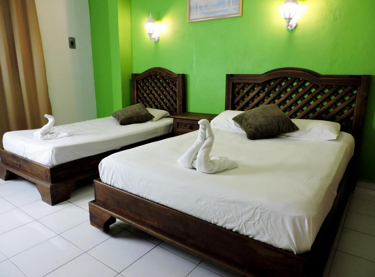 Hotel Valladolid Valladolid  Ngoại thất bức ảnh