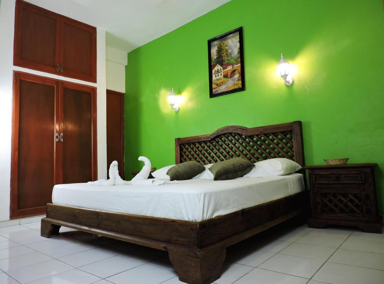 Hotel Valladolid Valladolid  Ngoại thất bức ảnh