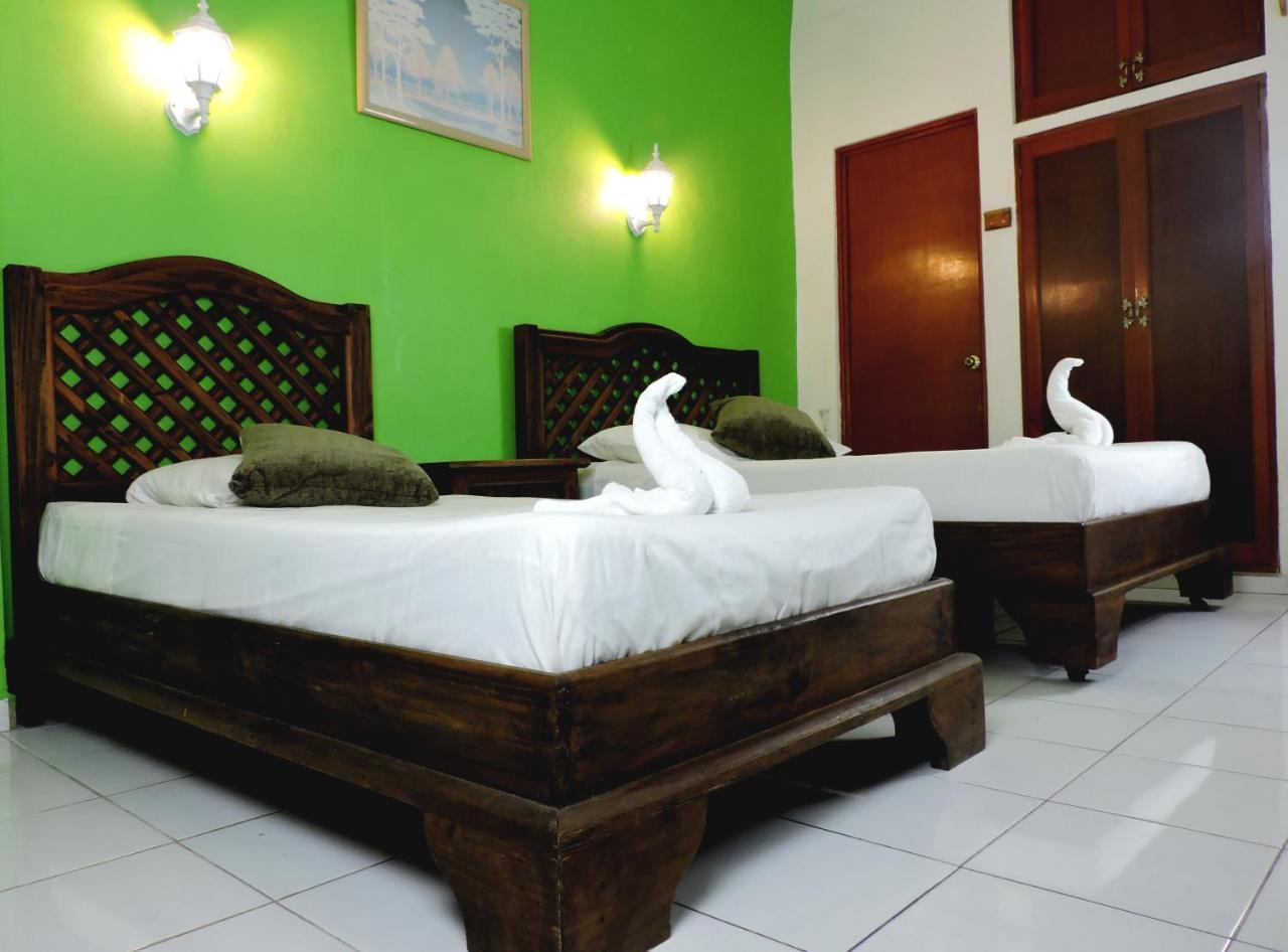 Hotel Valladolid Valladolid  Ngoại thất bức ảnh