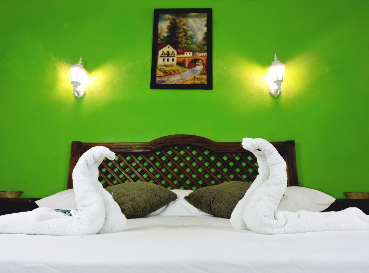 Hotel Valladolid Valladolid  Ngoại thất bức ảnh