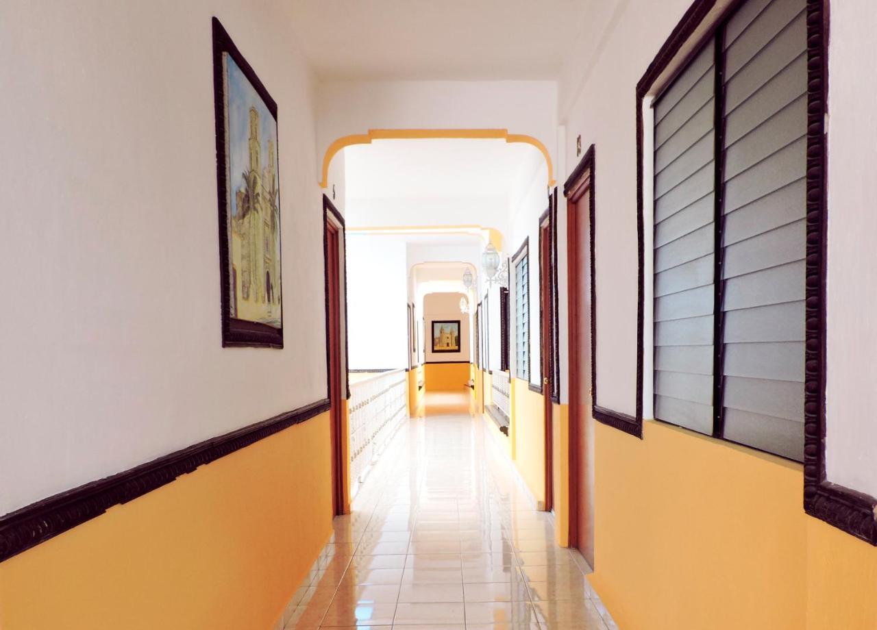 Hotel Valladolid Valladolid  Ngoại thất bức ảnh