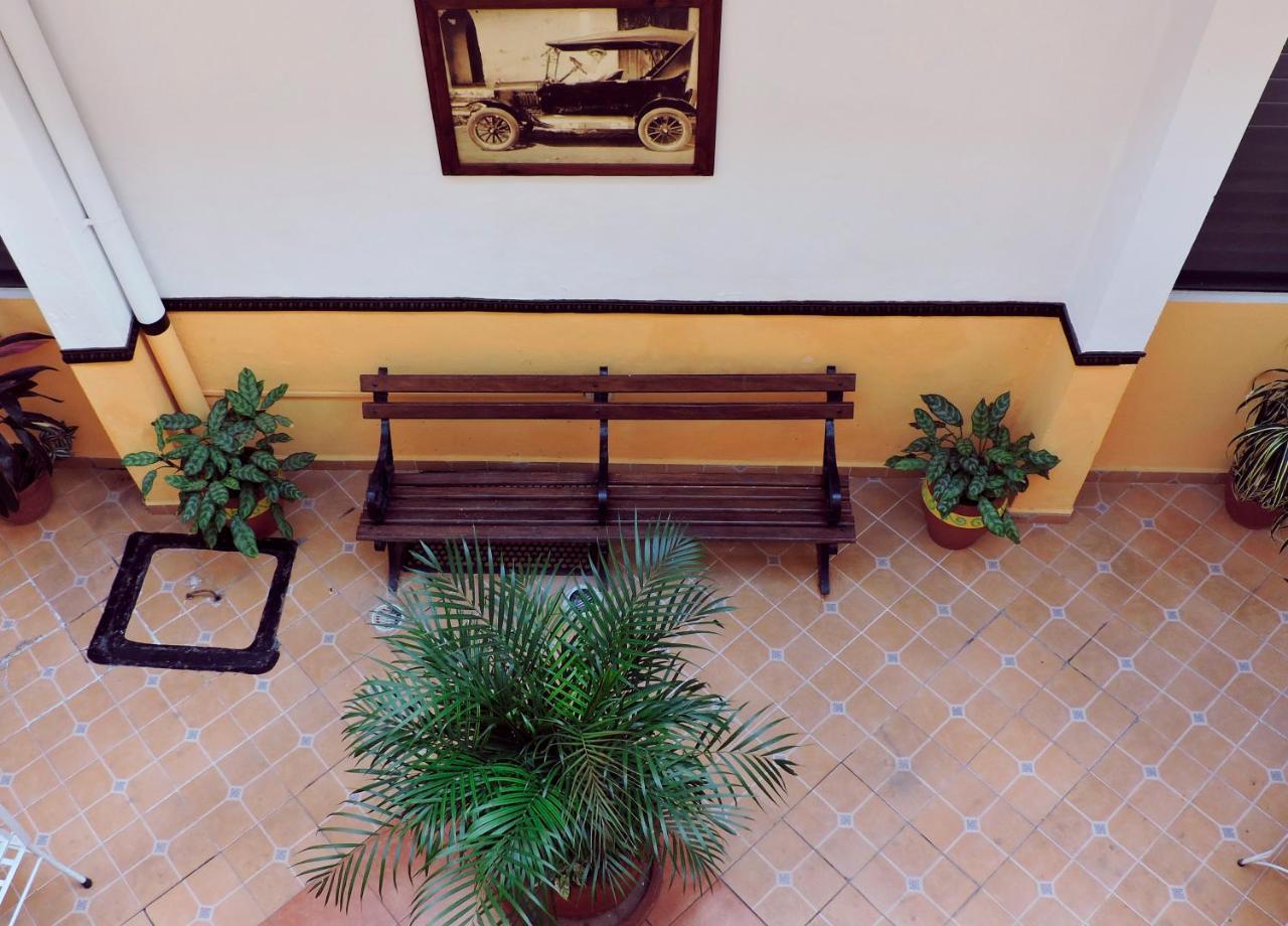 Hotel Valladolid Valladolid  Ngoại thất bức ảnh