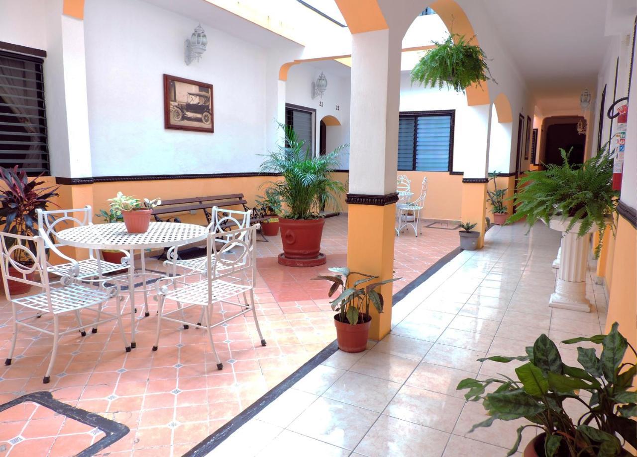 Hotel Valladolid Valladolid  Ngoại thất bức ảnh