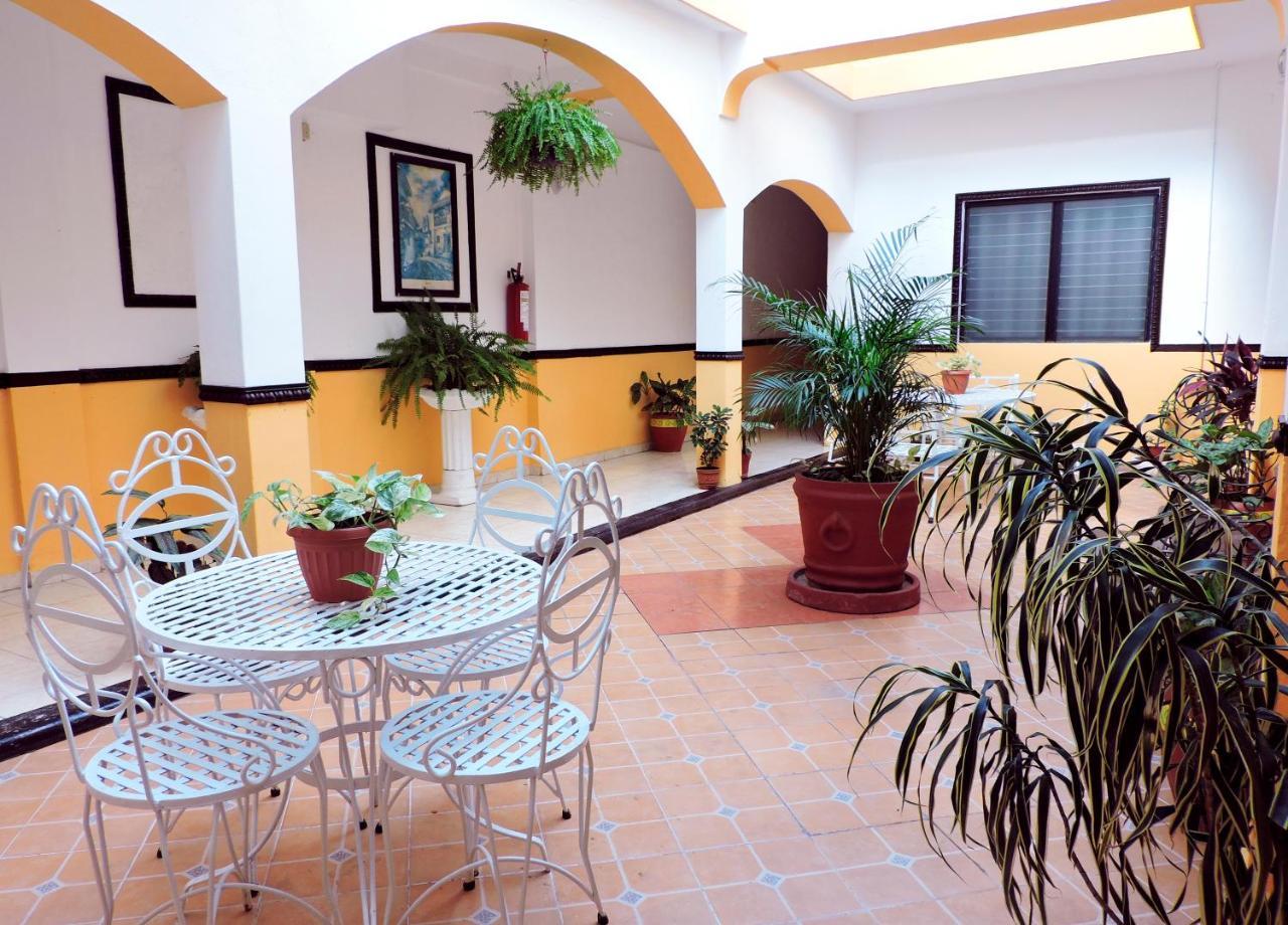 Hotel Valladolid Valladolid  Ngoại thất bức ảnh